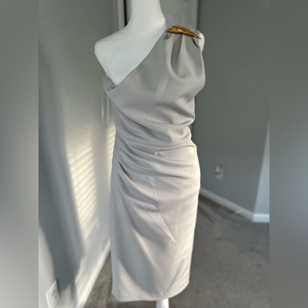Beautiful light gray one shoulder dress ** NWT**